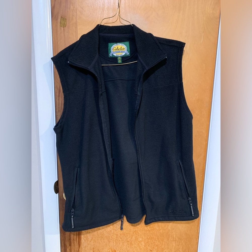 Cabelas Vest